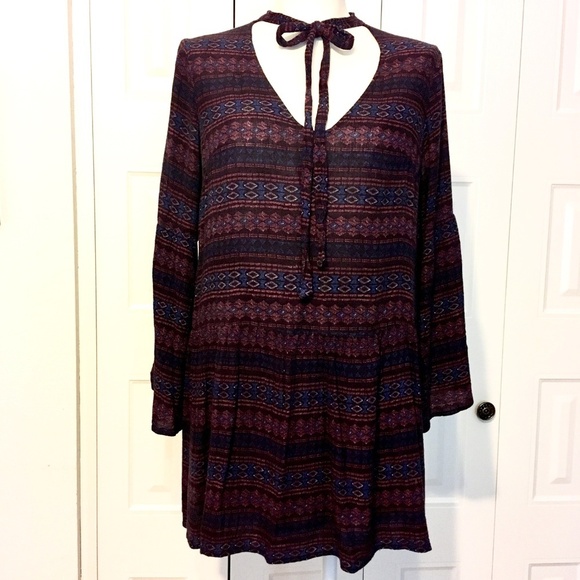 LUSH Boho southwestern print bell sleeve tunic - Picture 2 of 7